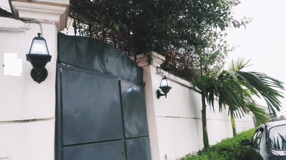 Appartement 2 Chambres Residence Avec Piscine Yaoundé Dış mekan fotoğraf